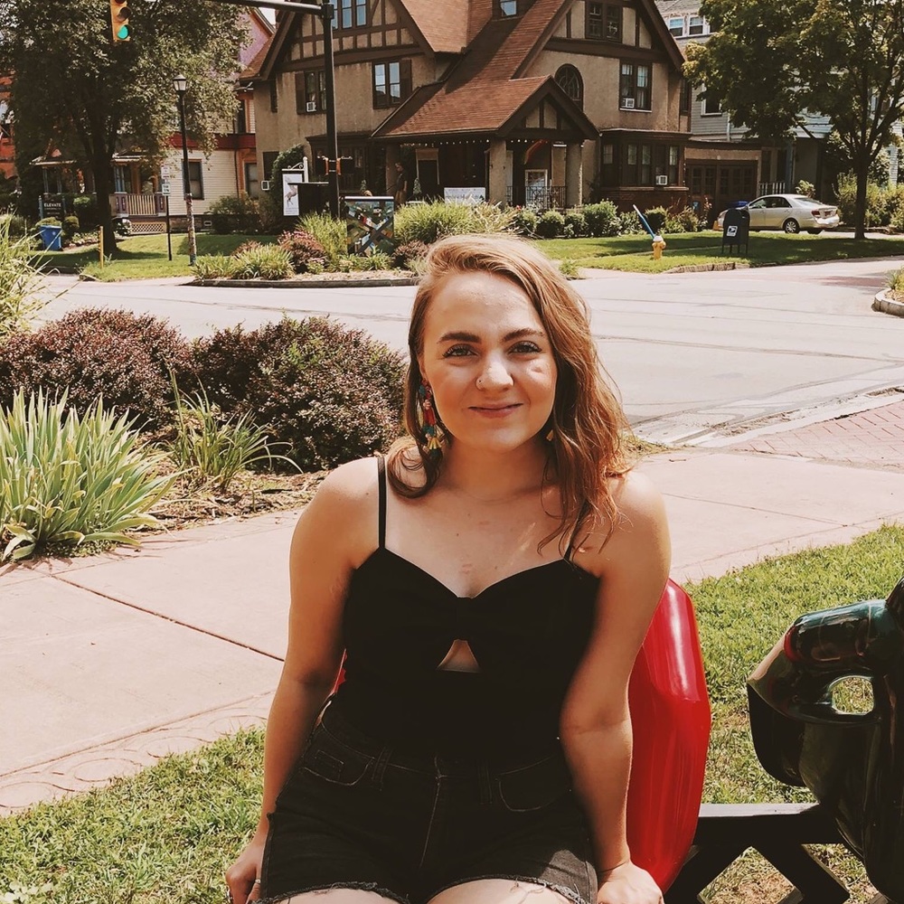 Meet your Posher, Abby